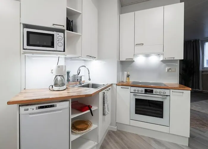 Cozy Roomy Studio Flat Next To Tram Stop @ Kallio